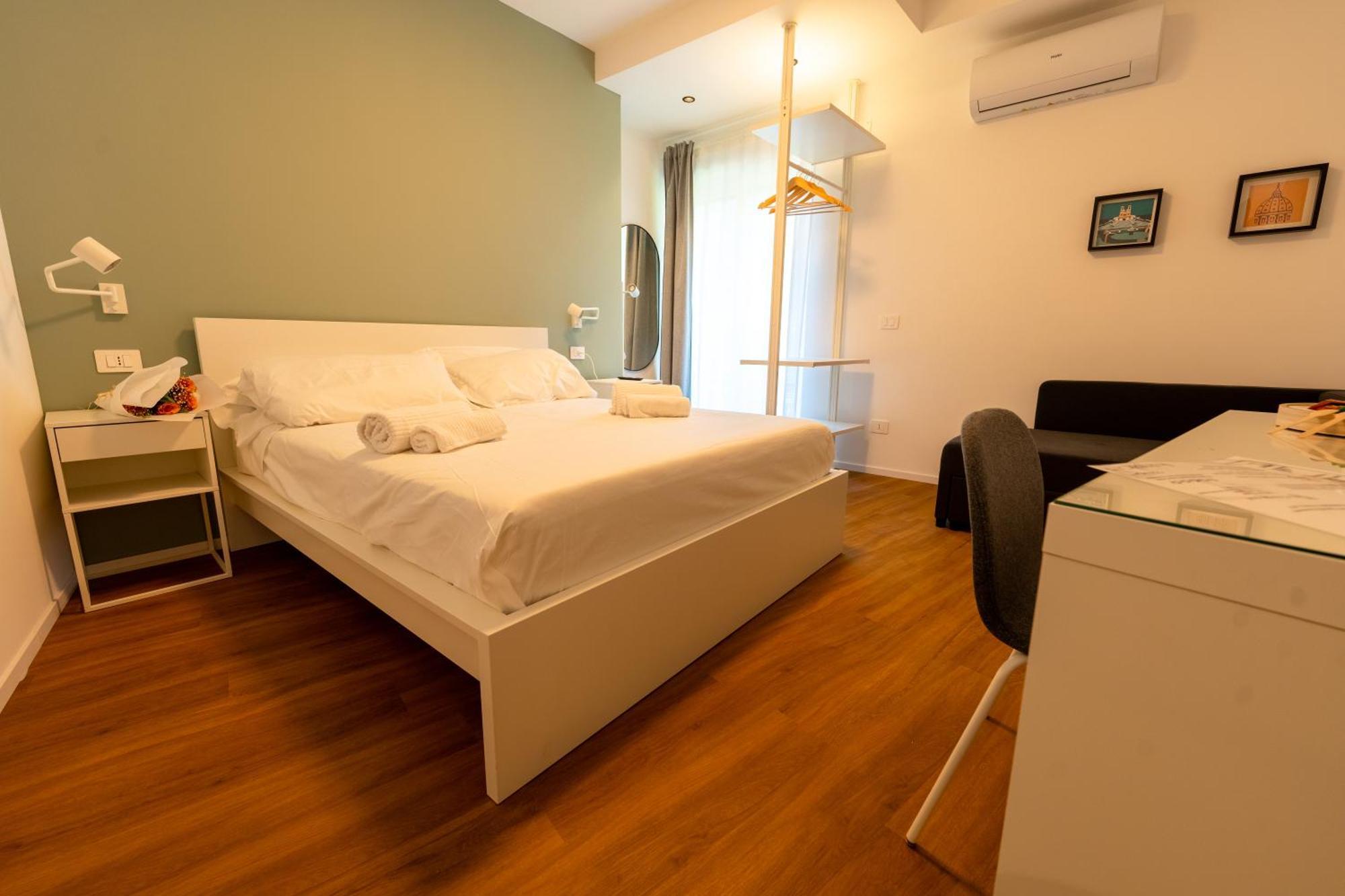 Near Vatican, Irnerio 47 Guest House ローマ エクステリア 写真